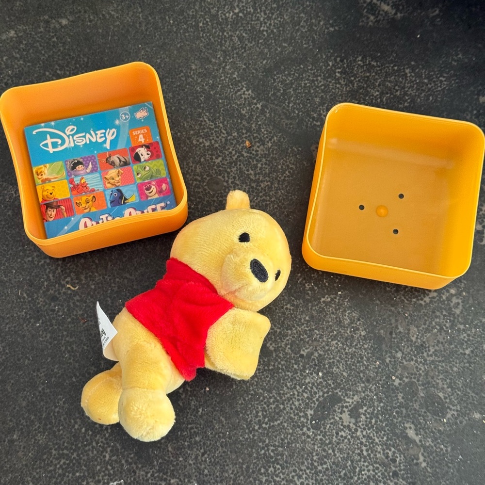 Disney Cutie Cuff Winnie the Pooh